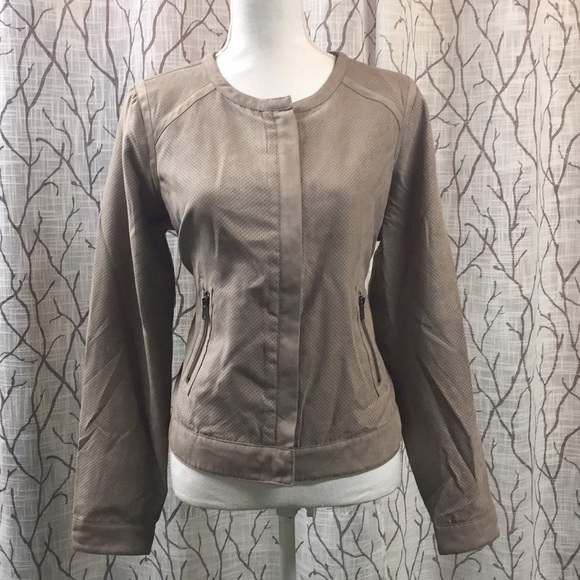 Kelly Clinton Jackets & Blazers - Kelly Clinton faux suede blazer